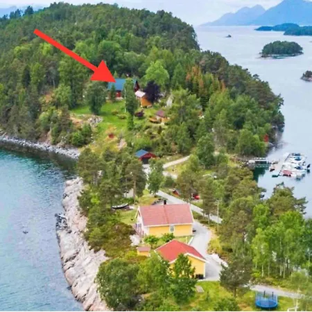 Draget Gard, Idyllisk Smabruk Ved Sjoen Semesterbostad