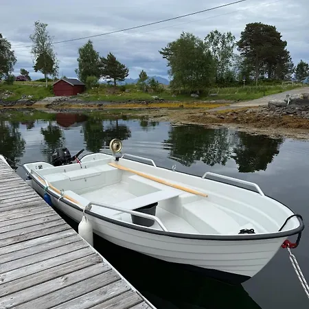 Draget Gard, Idyllisk Smabruk Ved Sjoen Casa vacanze