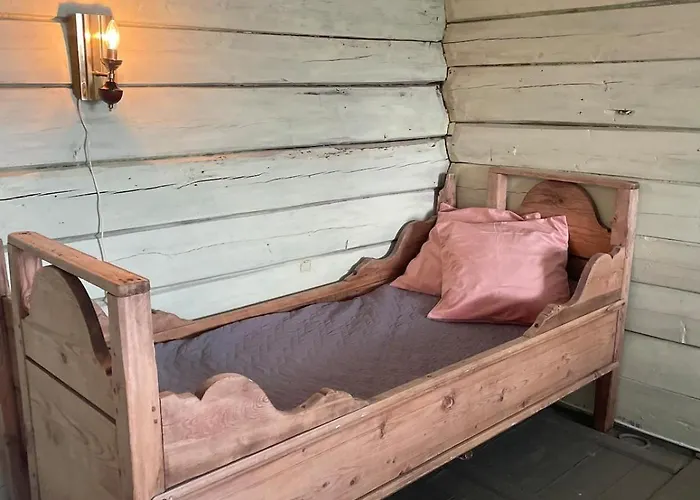 Ferienhaus Draget Gard, Historisk Vaningshus Ved Sjoen, Rett Utenfor