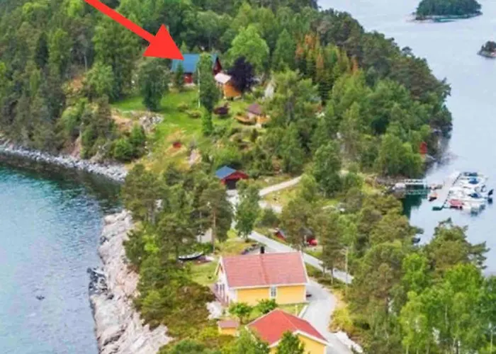Draget Gard, Historisk Vaningshus Ved Sjoen, Rett Utenfor Ferienhaus