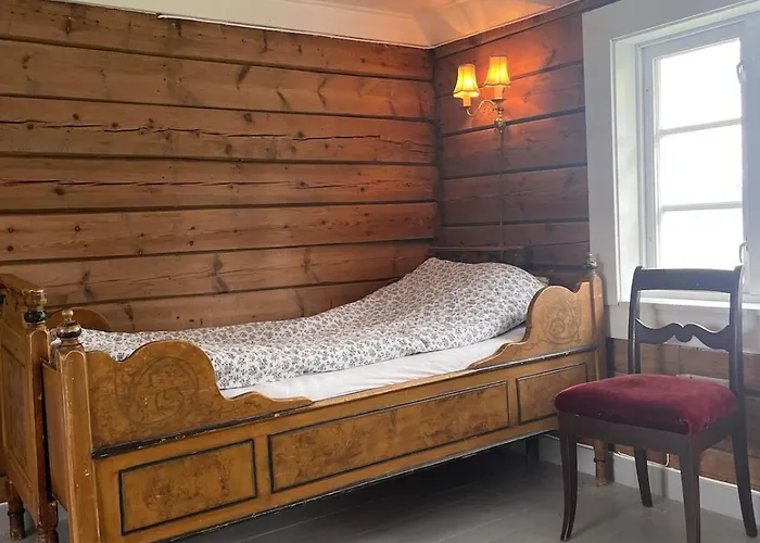 Ferienhaus Draget Gard, Historisk Vaningshus Ved Sjoen, Rett Utenfor